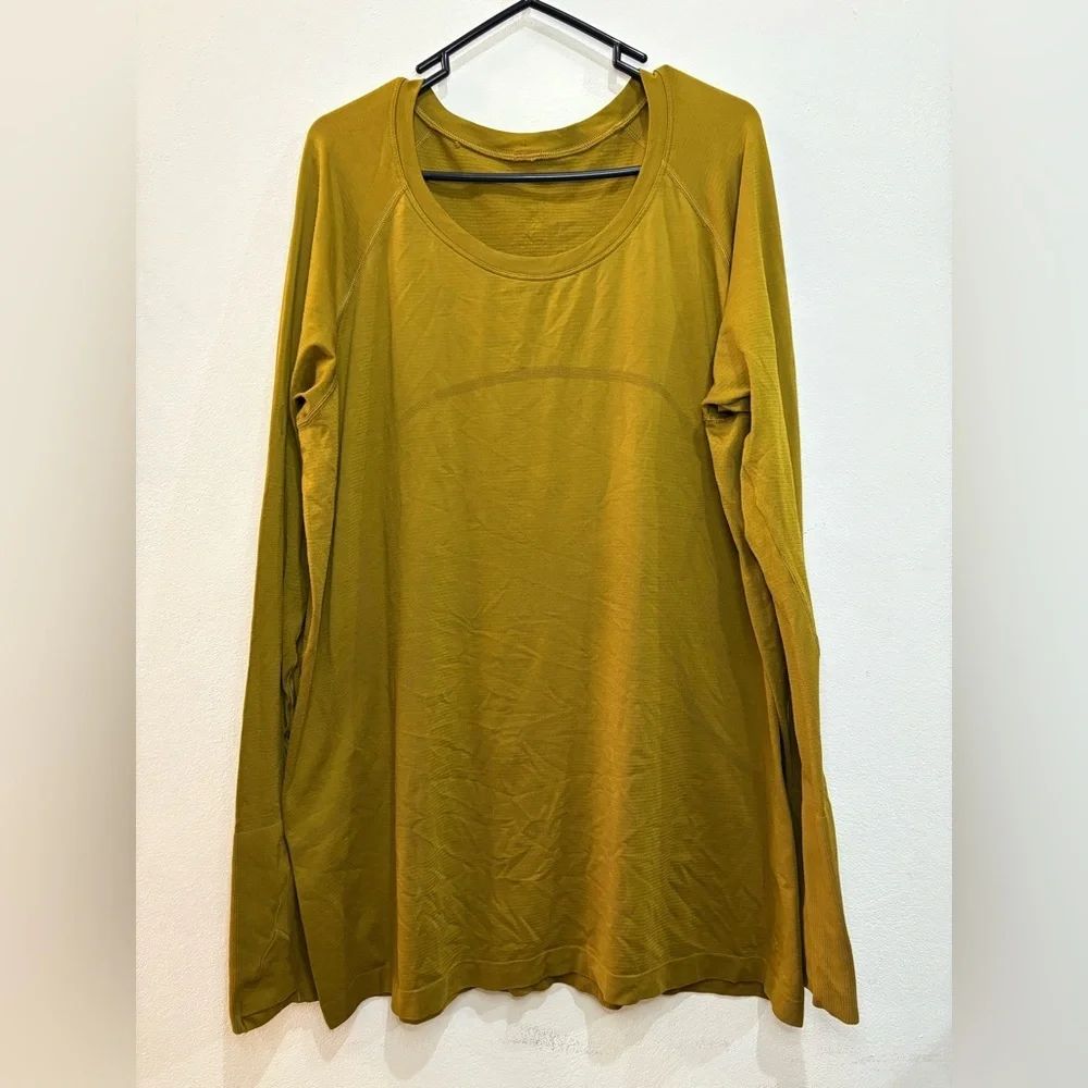 Lululemon Long Sleeve Swiftly Tech 2.0 Size 18
